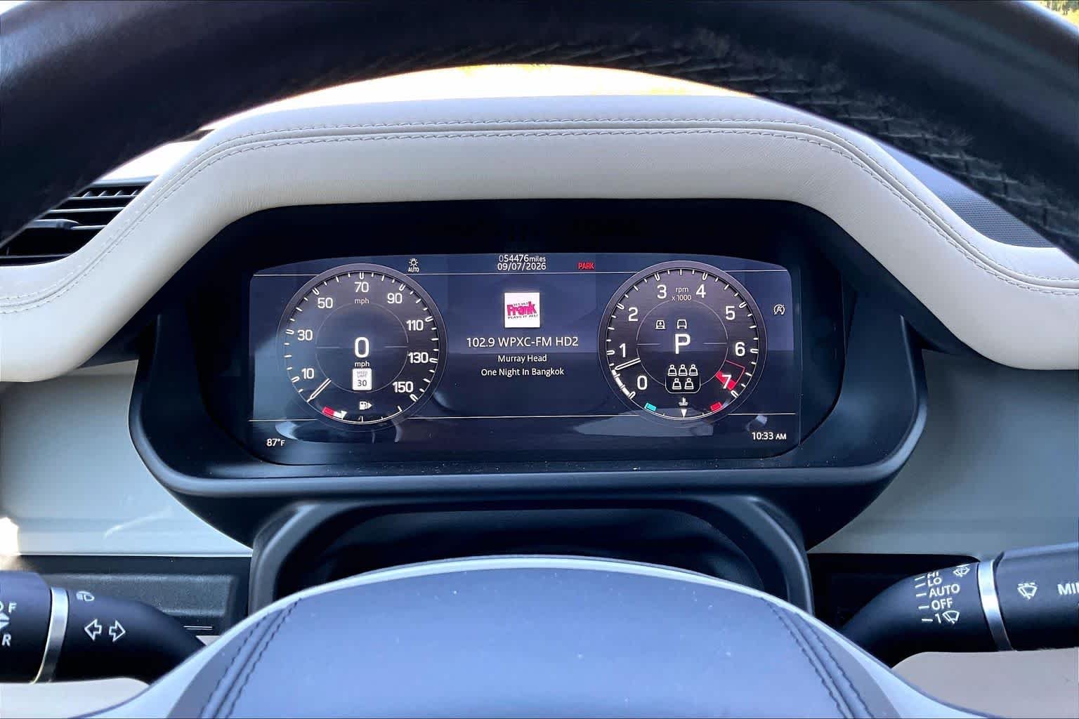 Used 2020 Gondwana Stone Metallic Land Rover HSE image 26