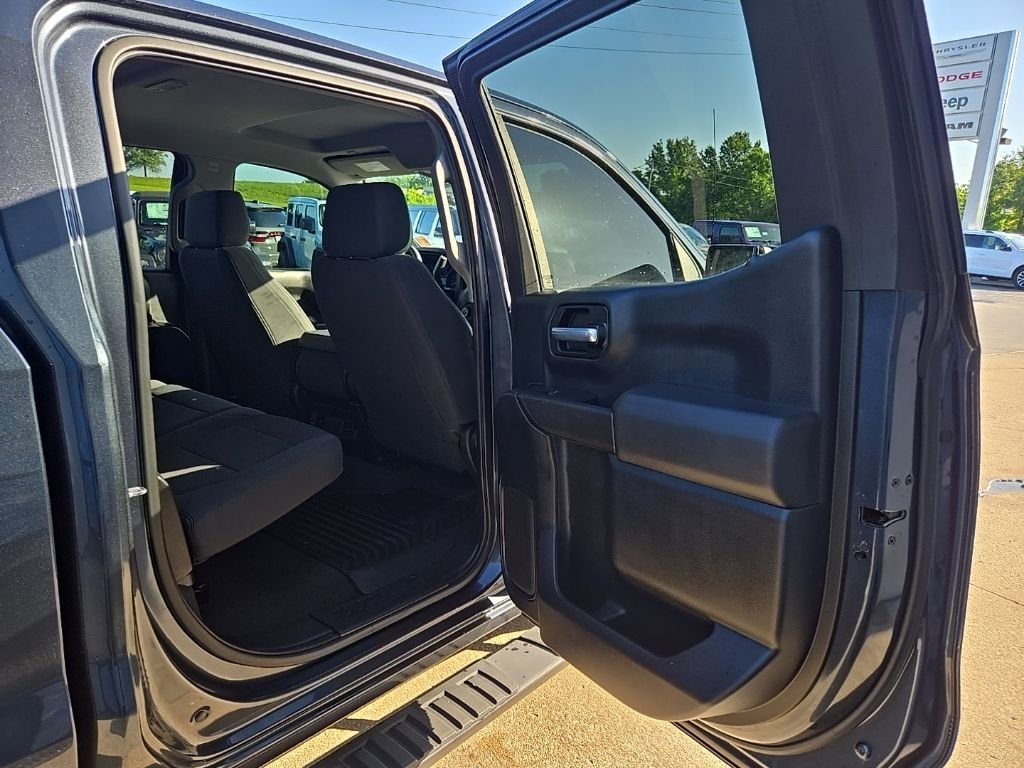 Used 2021 Gray Chevrolet Custom image 74