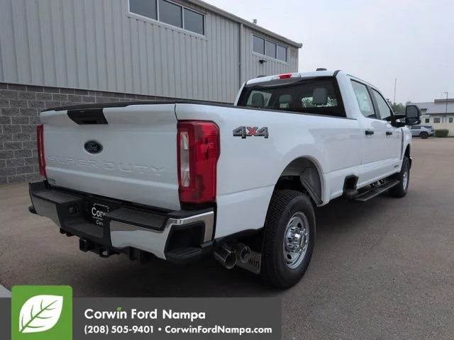 New 2026 Oxford White Ford F-350® XL image 3