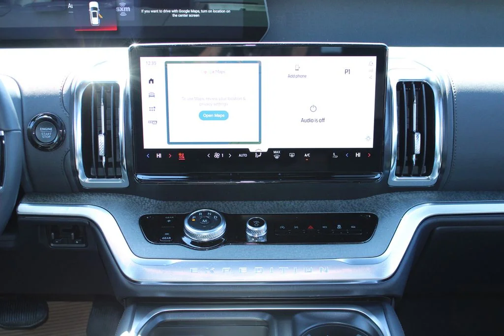 New 2026 Oxford White Ford Tremor® image 31