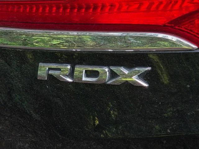 Used 2013  Acura Technology Package image 10