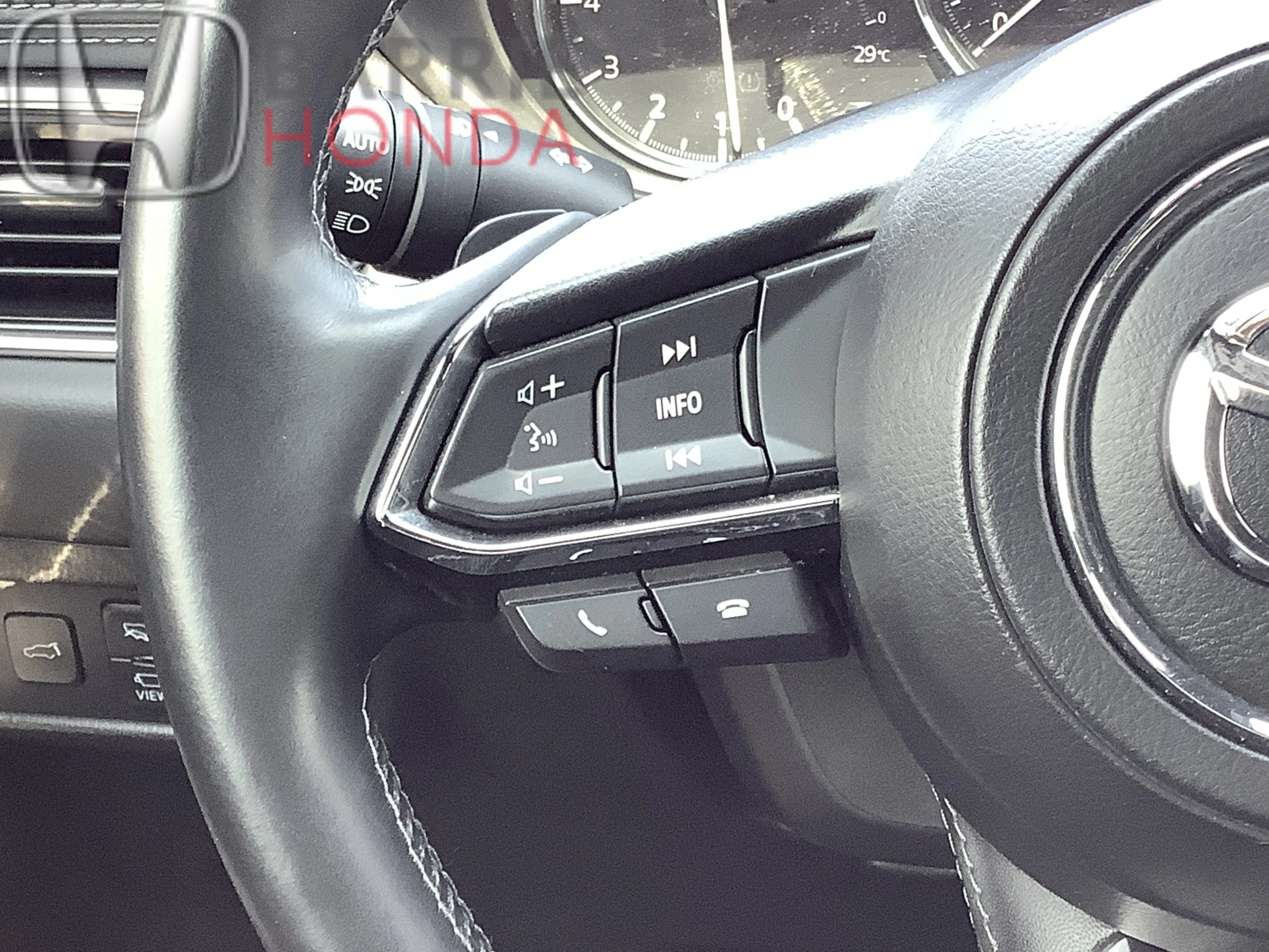 Used 2020 Red Mazda Signature image 13
