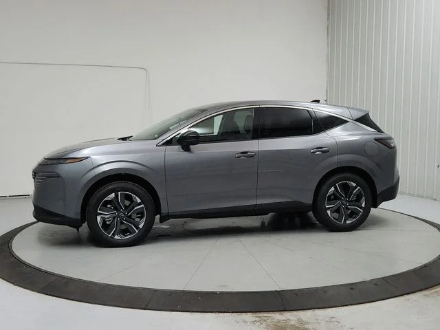 New 2026 Gray Nissan SL image 4