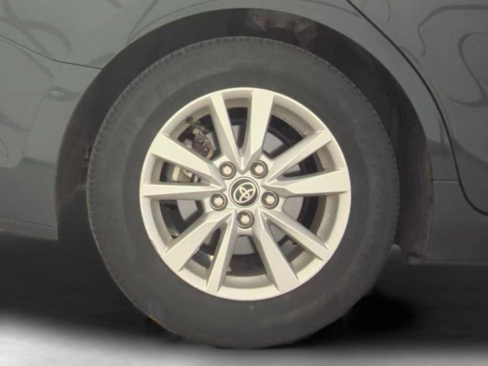 Used 2025 Underground Toyota LE AWD image 20