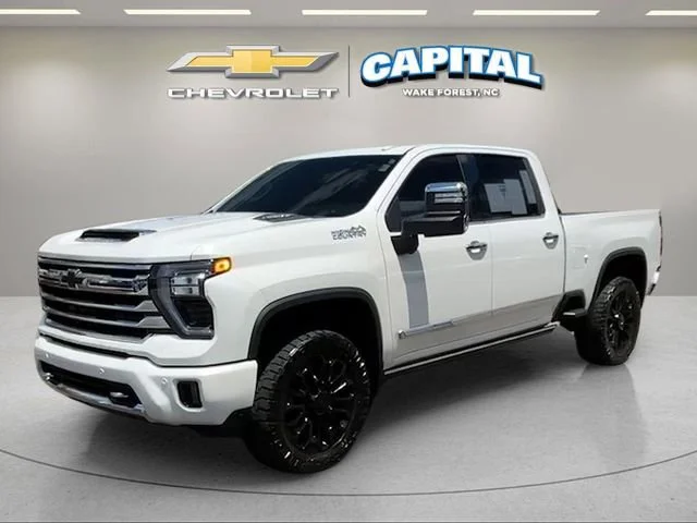 Used 2025 Iridescent Pearl Tricoat Chevrolet High Country image 1