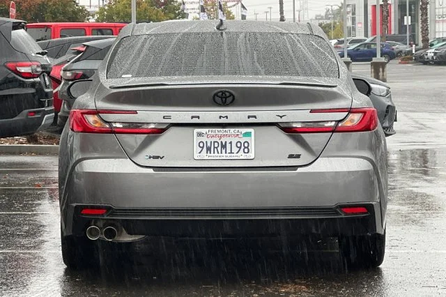 Used 2026  Toyota SE image 5
