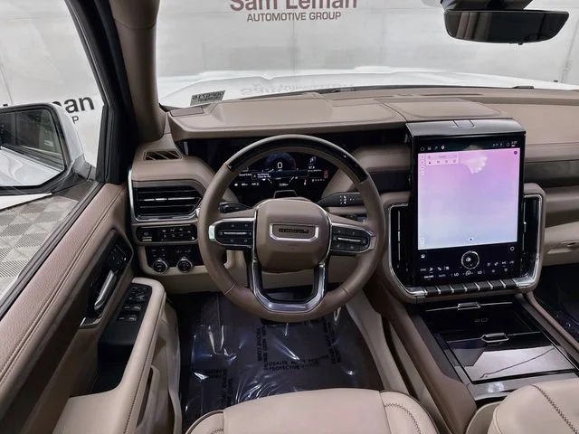 Used 2025 White GMC Denali image 25