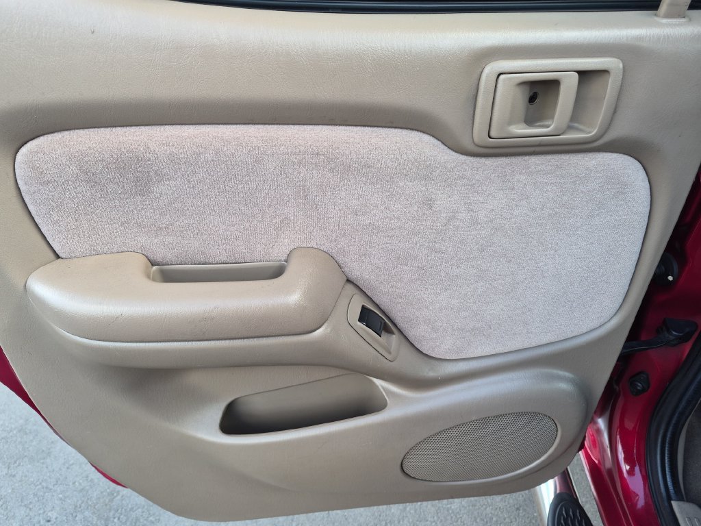 Used 2004 Impulse Red Pearl Toyota PreRunner image 17