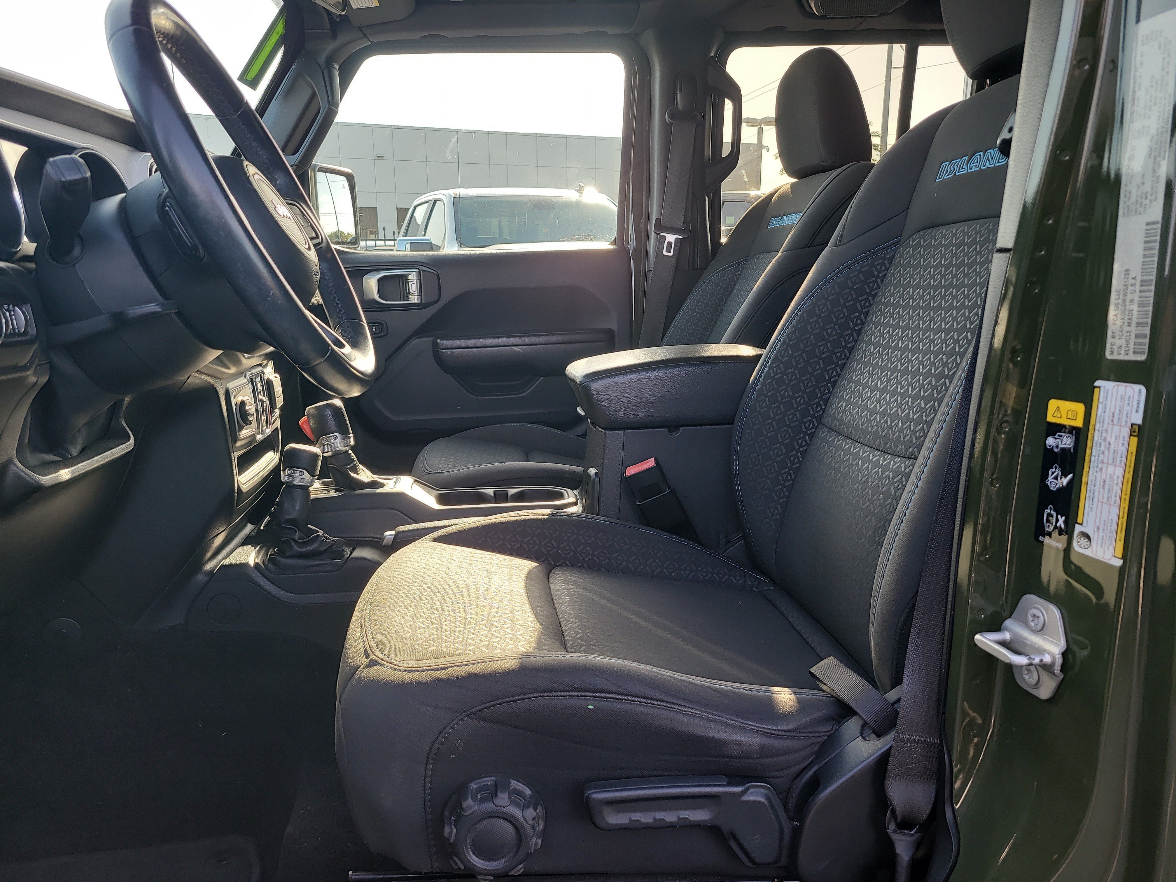 Used 2021 Sarge Green Clearcoat Jeep Unlimited Islander image 16