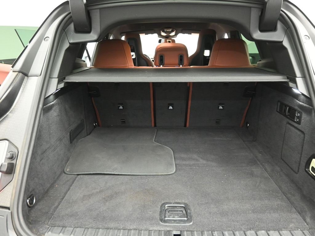 2023 BMW IX - Image 25
