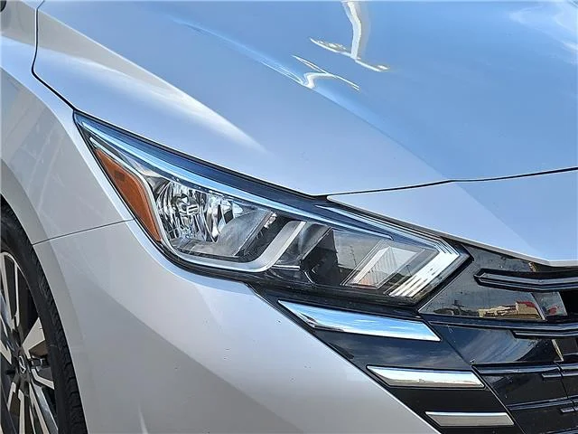 Used 2024 Silver Nissan 1.6 SV image 5