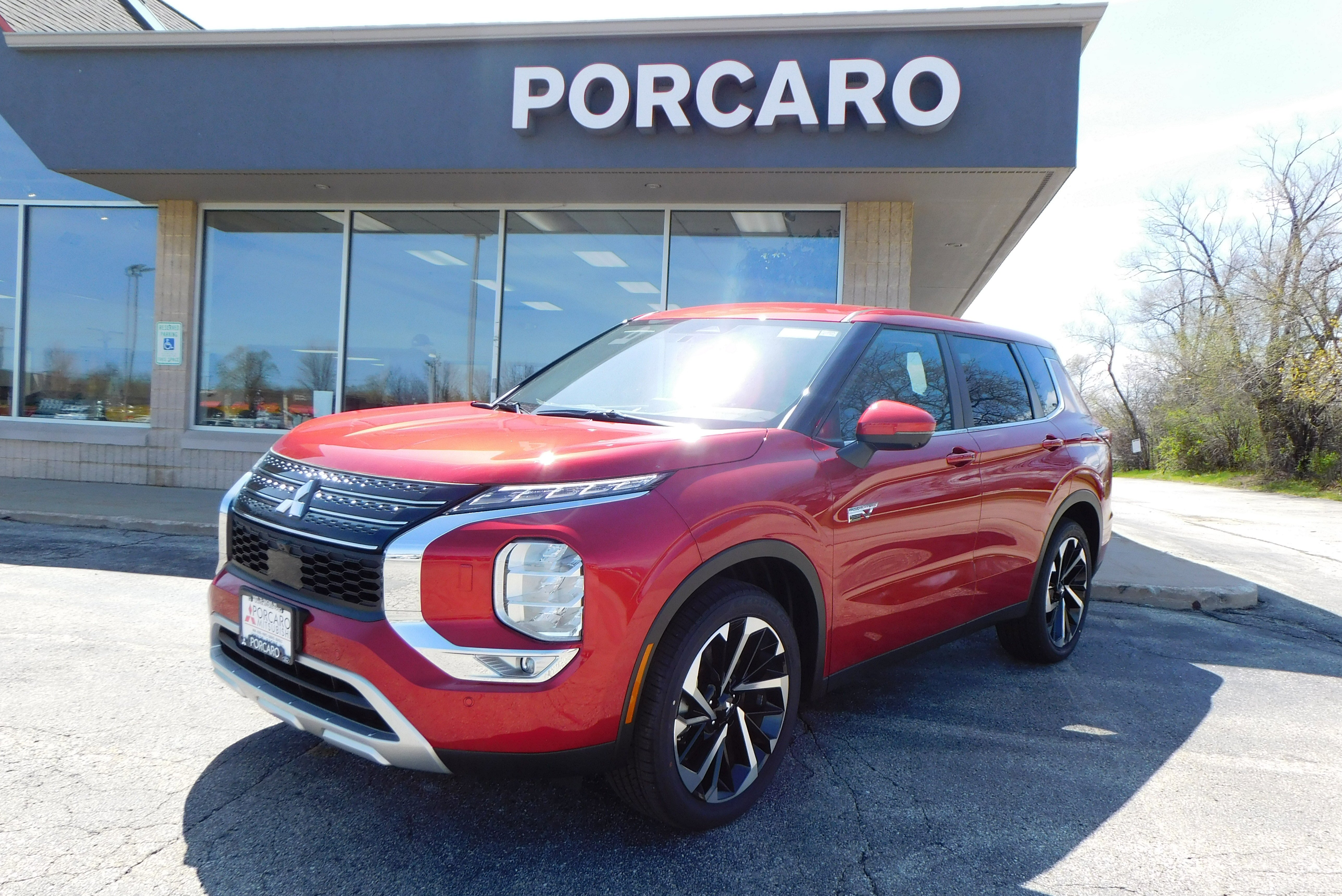 2025 Mitsubishi Outlander Plug-in Hybrid SE S-AWC's photo