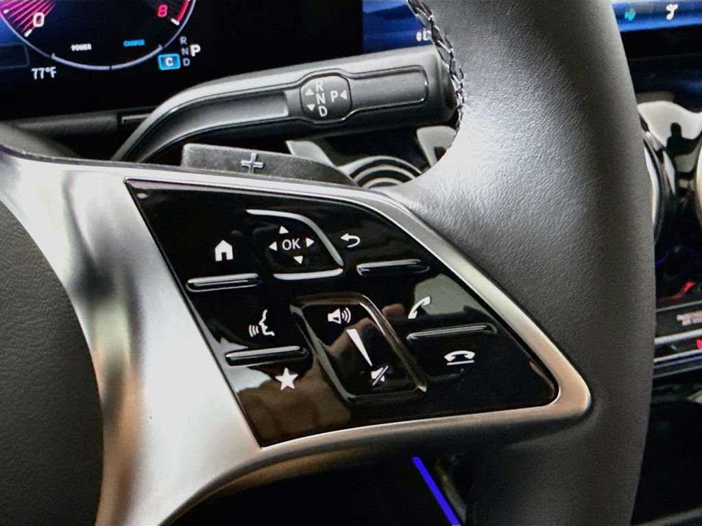 New 2026 Polar White Mercedes-Benz GLA 250 image 12