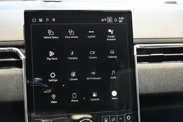 2026 GMC Sierra EV Elevation - Photo 18