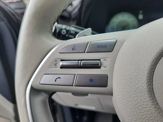 Used 2024 Gray Hyundai Calligraphy image 26