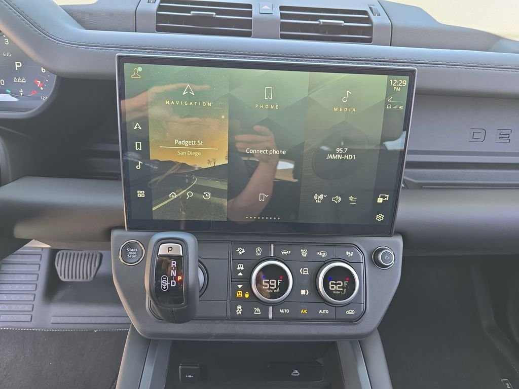 2026 Land Rover Defender X-Dynamic SE - Photo 20