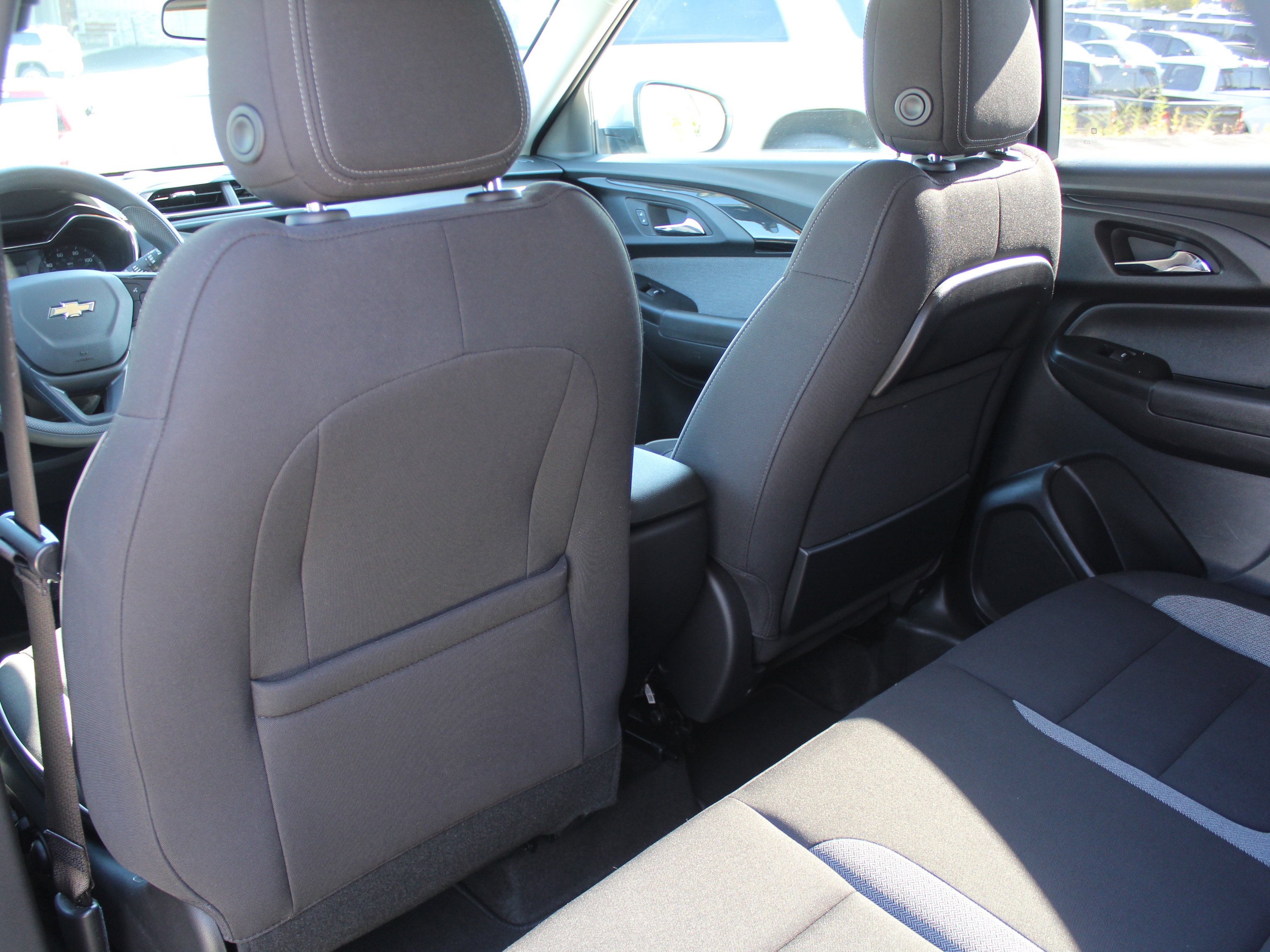 Used 2023 STERLING GRAY METALLIC Chevrolet LT image 21
