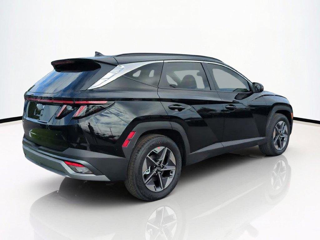 New 2026 Black Hyundai SEL Premium FWD image 5