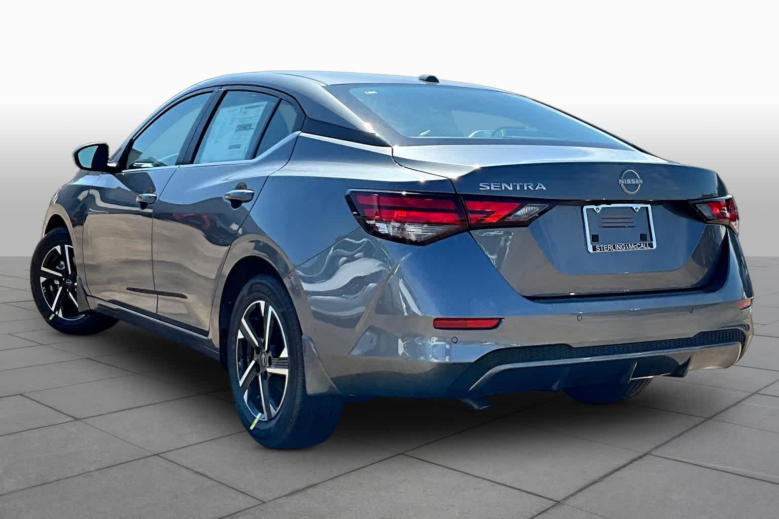 Used 2025 Gun Metallic Nissan SV image 7