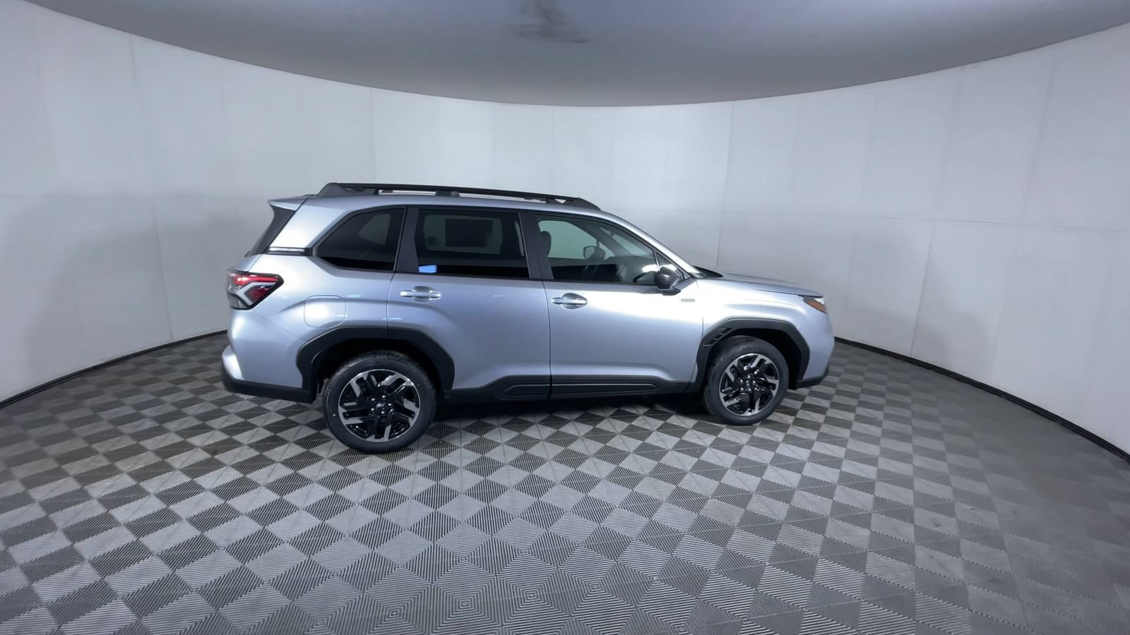 New 2026 ICE SILVER METALLIC Subaru Premium Hybrid image 9