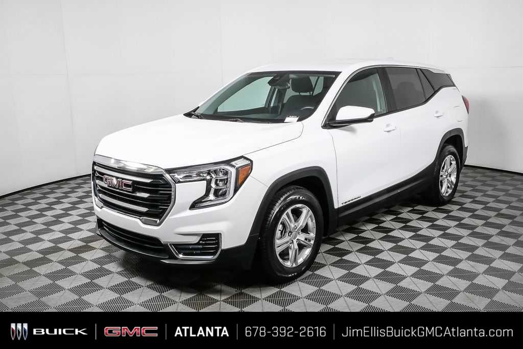 Certified Used 2024 Summit White GMC SLE image 1