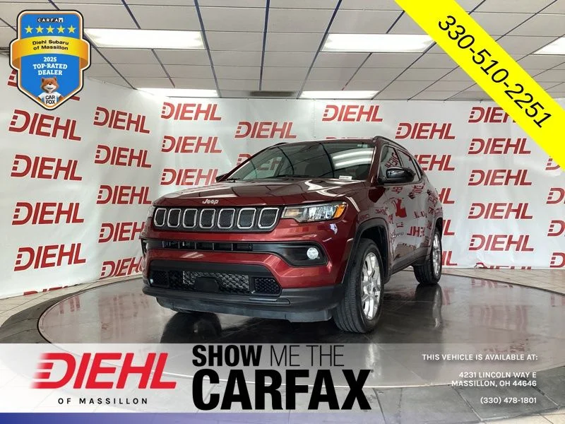 Used 2022 Red Jeep Latitude Lux image 5