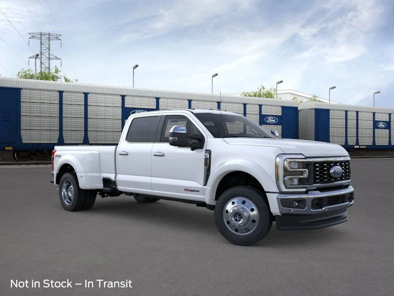 2026 Ford F-450 Lariat 4x4 Crew Cab 8' Box DRW's photo