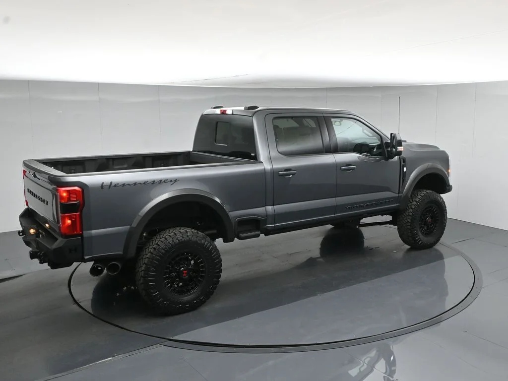 New 2026 Carbonized Gray Metallic Ford Lariat image 44