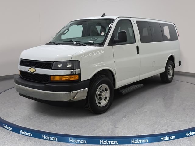 Used 2022 White Chevrolet LT image 1