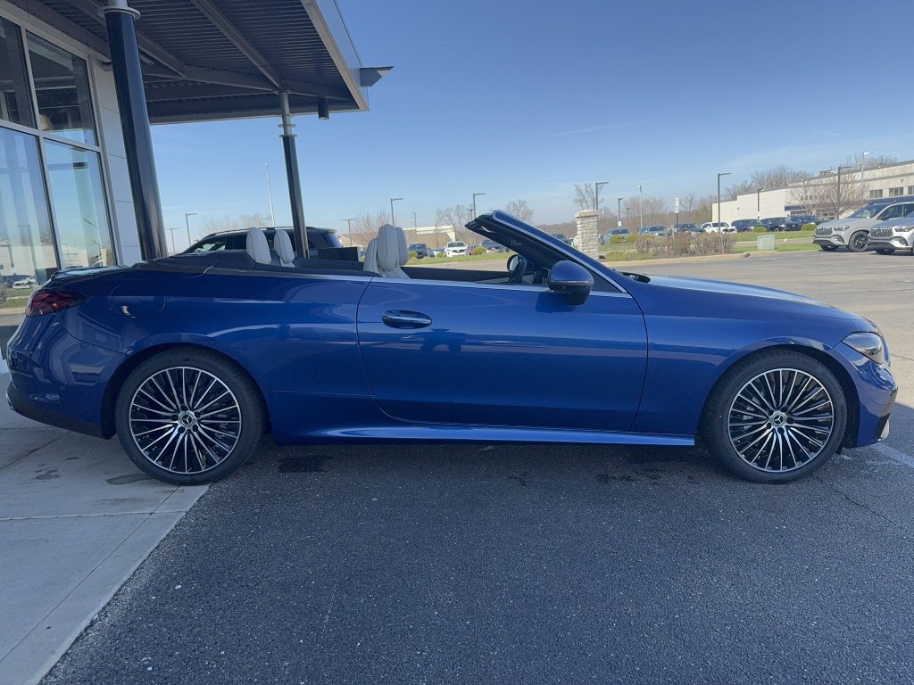 New 2026 Starling Blue Metallic Mercedes-Benz CLE 300 4MATIC® image 4