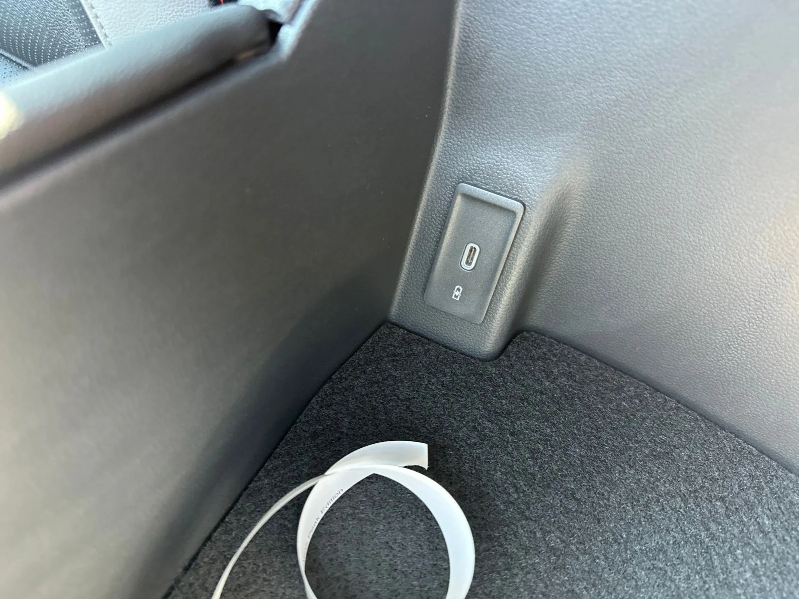New 2026 White/off-white Volkswagen 2.0T Peak Edition image 66