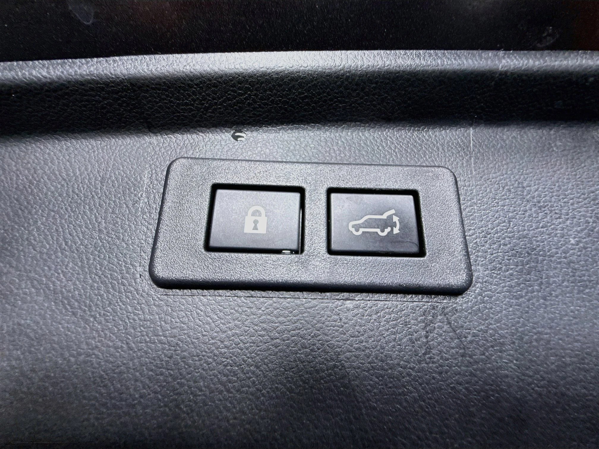 Used 2025 Magnetite Gray Metallic Subaru Onyx Edition image 39