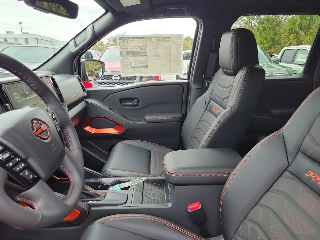 2026 Nissan Frontier PRO-X - Photo 8