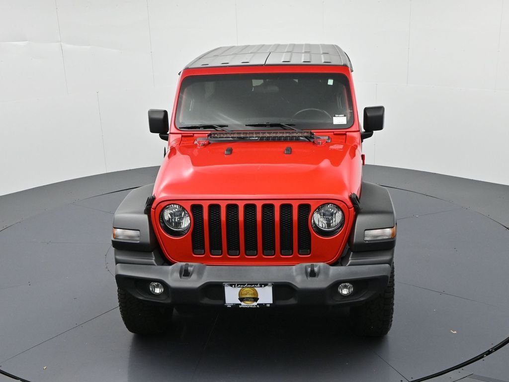 Used 2019 Red Jeep Unlimited Sport Altitude image 16