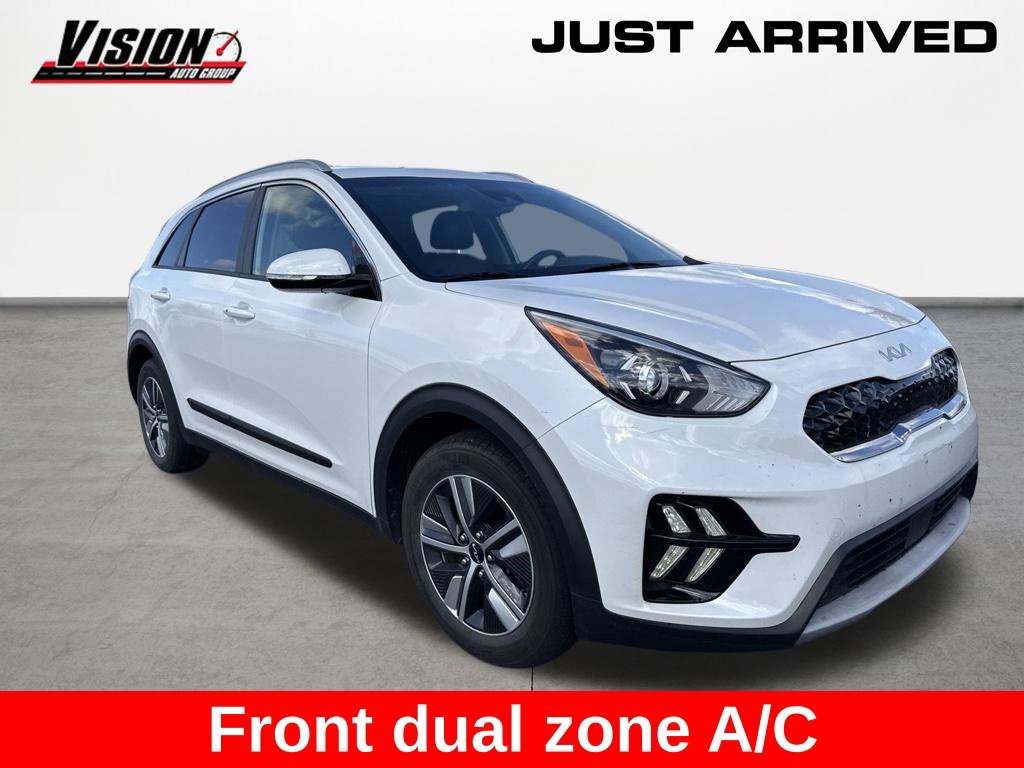 Used 2022 White Kia EX image 4