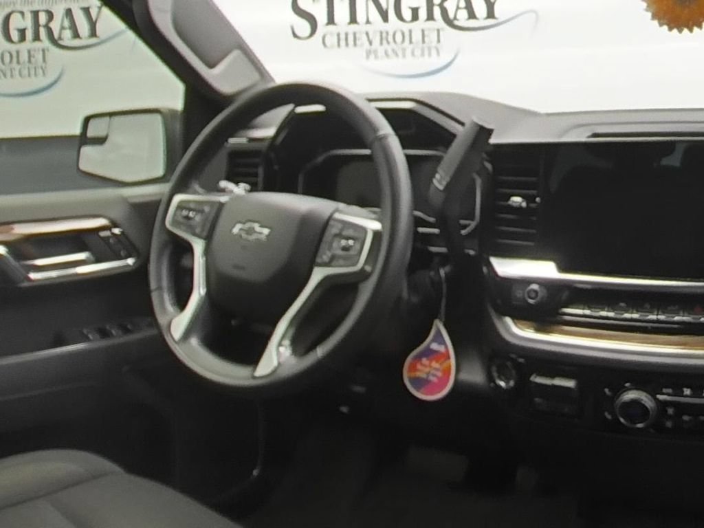 Used 2023 SUMMIT WHITE Chevrolet RST image 16