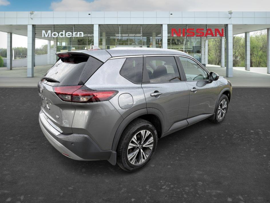 Used 2023 Gun Metallic Nissan SV image 6