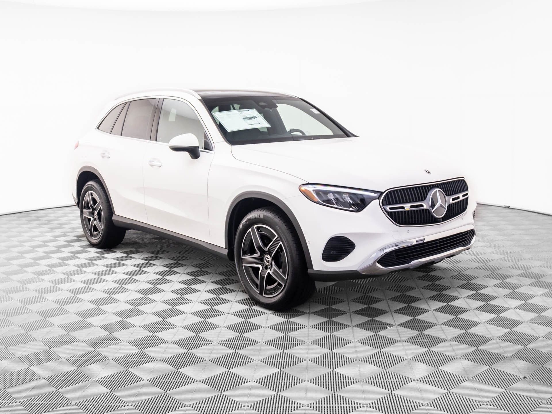 New 2026 White Mercedes-Benz GLC 300 image 7