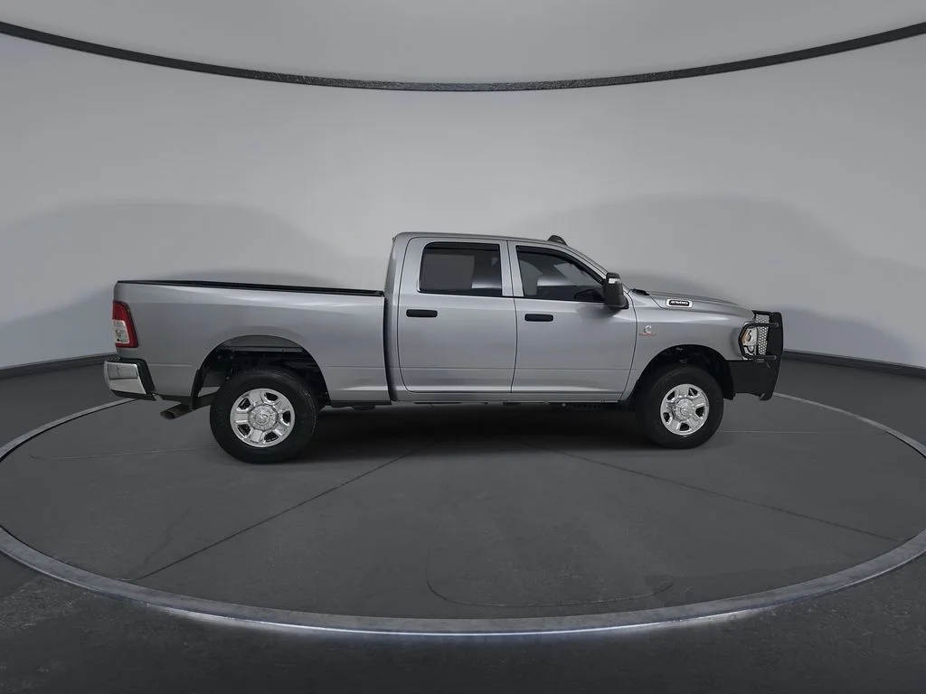 Used 2024 Silver Ram Tradesman image 18