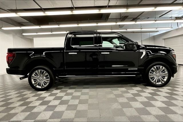 Used 2024 Agate Black Metallic Ford Platinum image 16