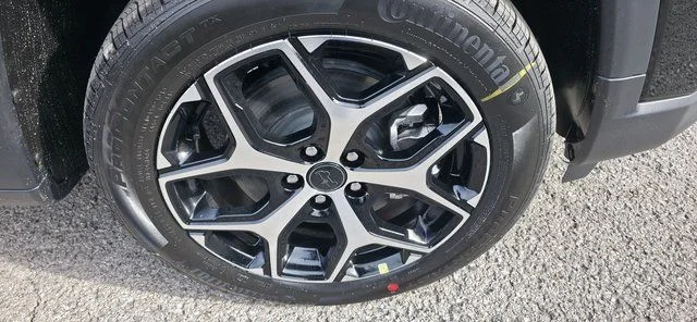 New 2026 Diamond Black Crystal Pearl-Coat Exterior Paint Jeep Limited image 13