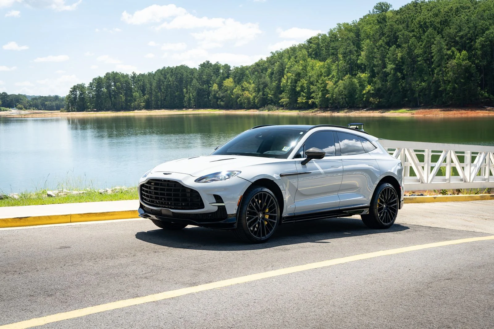 Used 2023 Silver Aston Martin 707 image 3