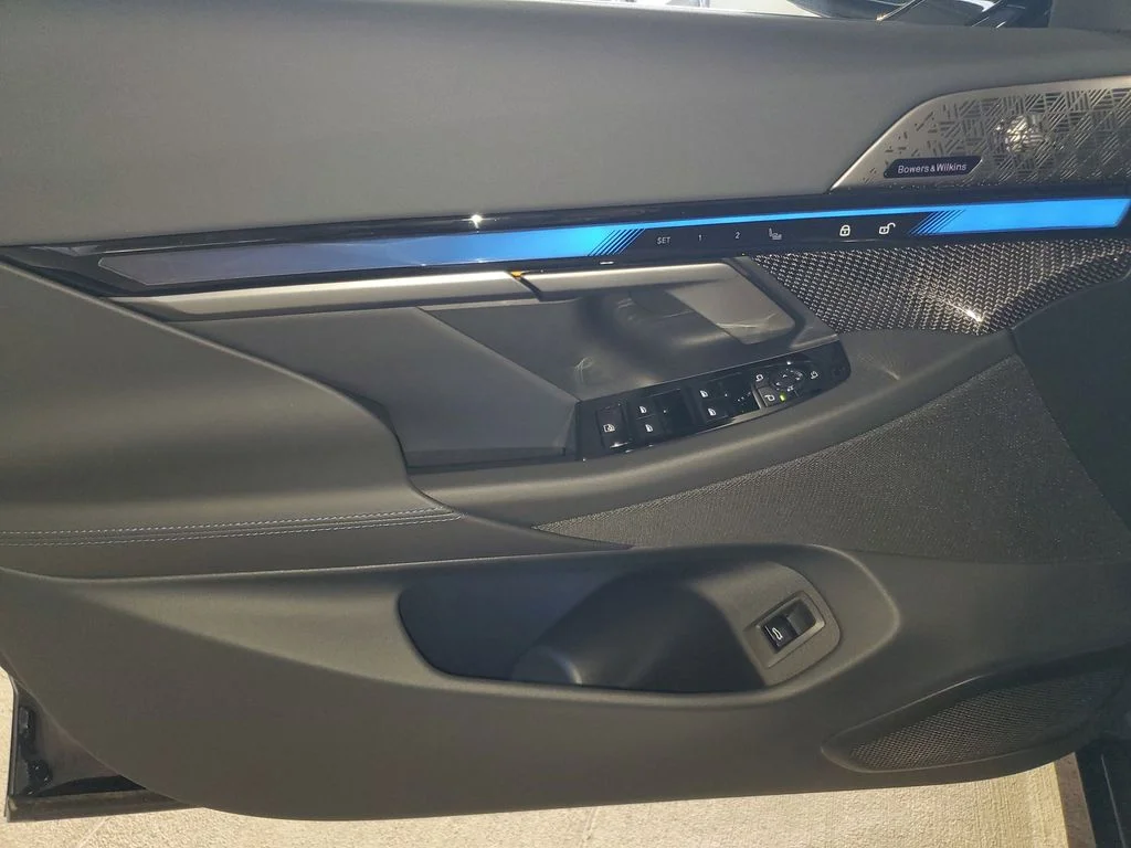 New 2026 Black Sapphire Metallic BMW M60 image 14