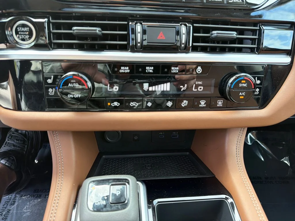 2024 Nissan Pathfinder Platinum - Photo 32