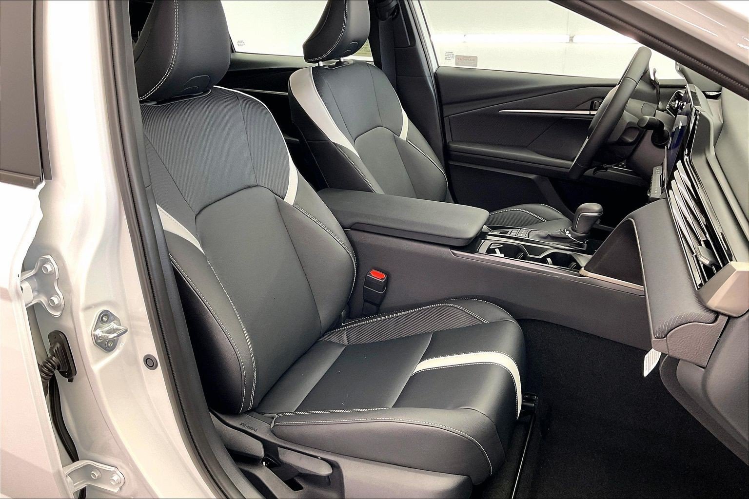 New 2026 Ice Cap Toyota Nightshade AWD image 9