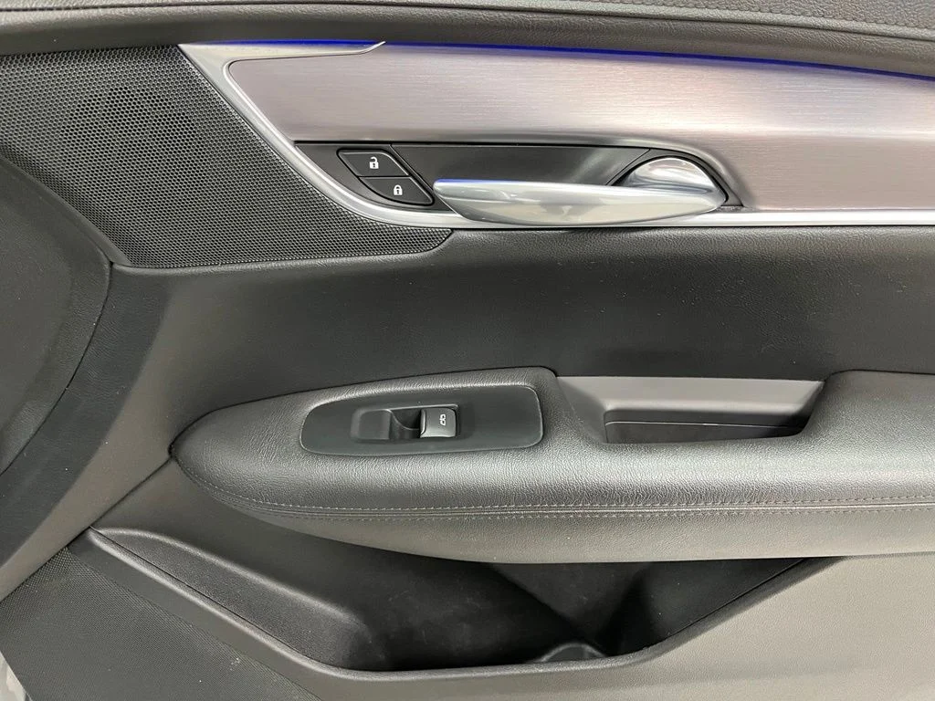 Used 2019 Silver Cadillac Premium Luxury image 53