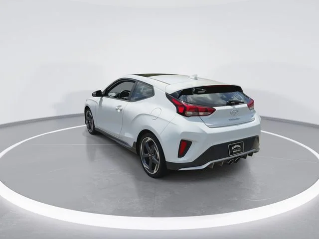 Used 2019 White Hyundai Turbo image 7