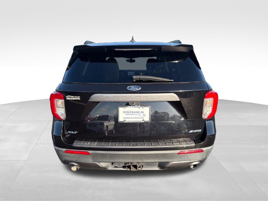 Used 2021 Black Ford XLT image 4
