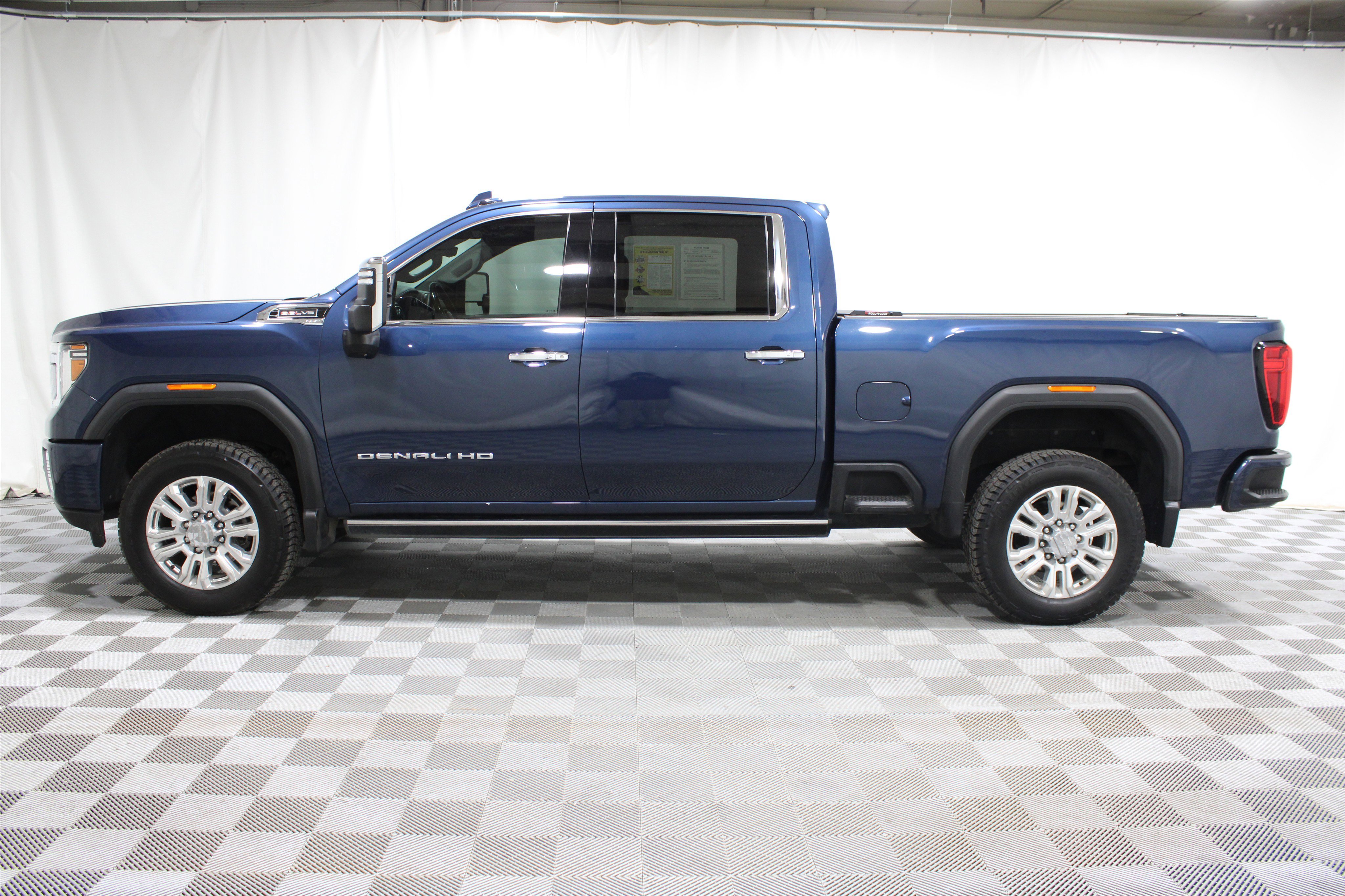 Used 2021 Pacific Blue Metallic GMC Denali image 33