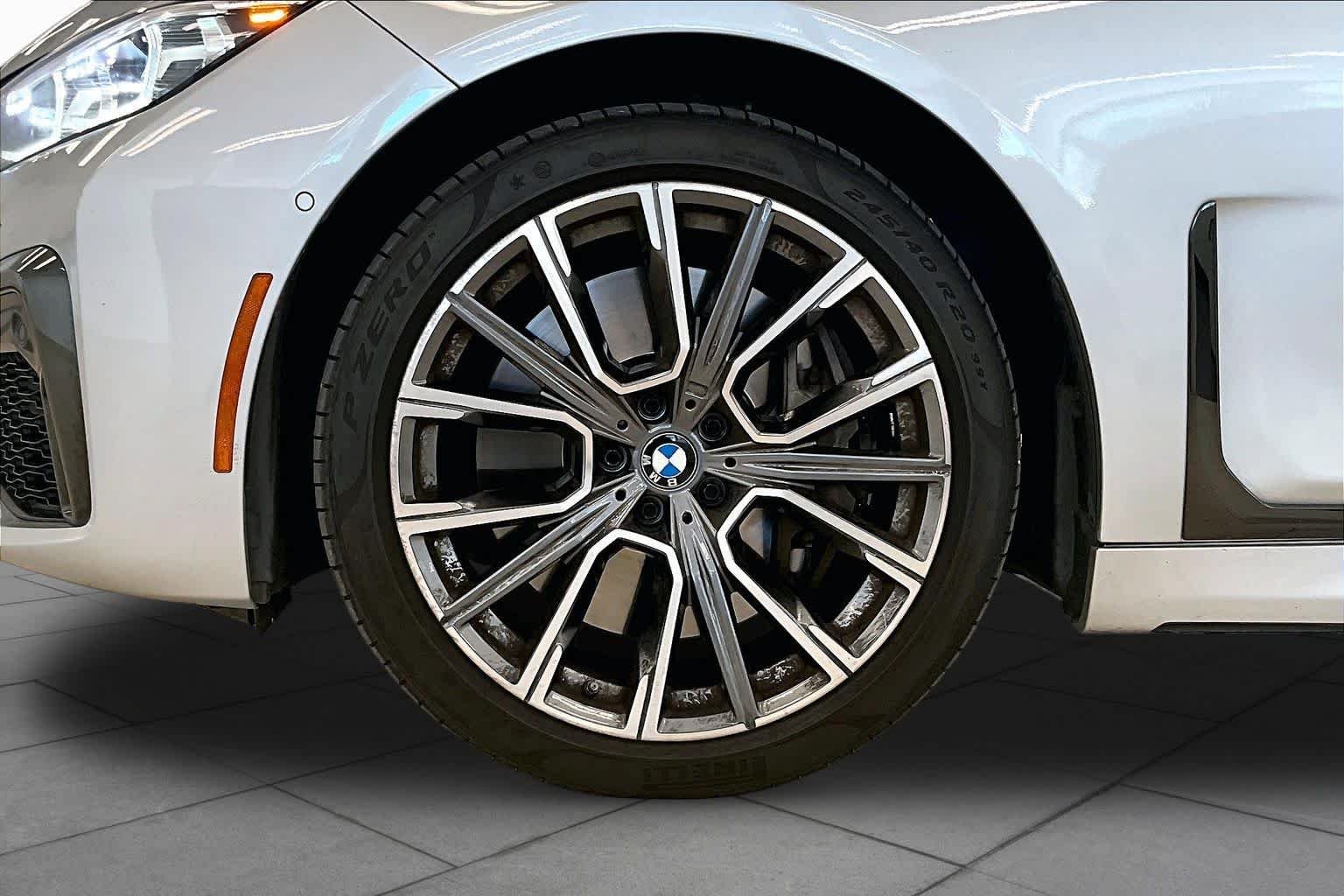 Used 2020 Glacier Silver Metallic BMW 750i xDrive image 9